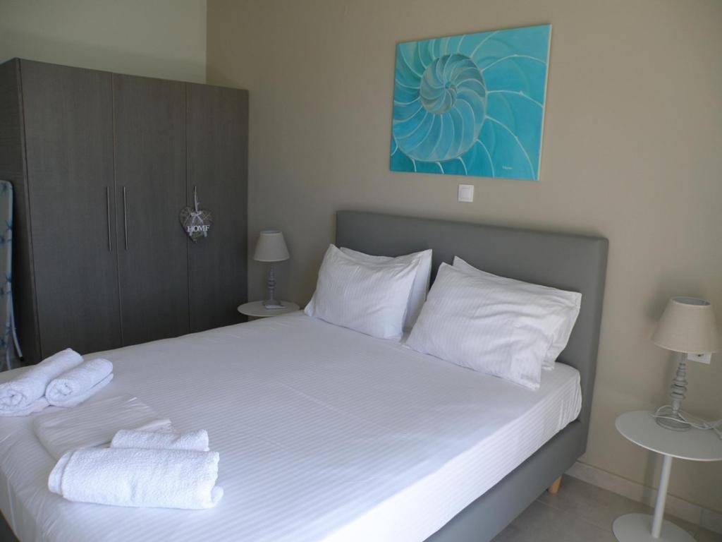 Galini Apartment'S-Suites Skaloti Exterior photo